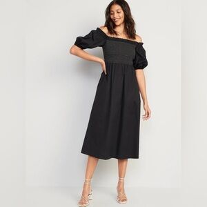 NWT! Black Fit & Flare Off-The-Shoulder Puff-Sleeve Smocked Midi Dress 💜